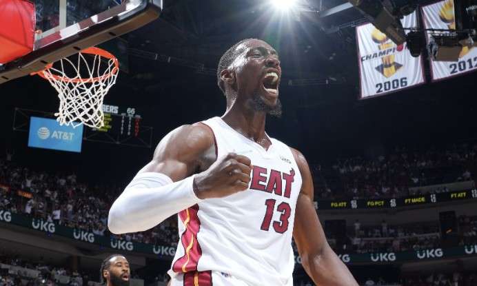 熱火極具潛力的年輕中鋒巴姆·阿德巴約(Bam Adebayo)也持續進步。