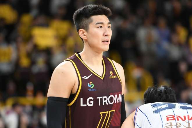 鋒線核心楊宏碩(양홍석)的全能表現令人矚目,他不僅擅長突破內線得分,還能在防守端積極干擾對手。