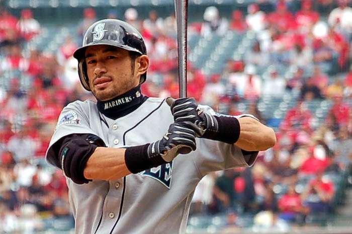 鈴木一朗加入了西雅圖水手隊(Seattle Mariners),成為首位出現在美國職棒的日本野手。