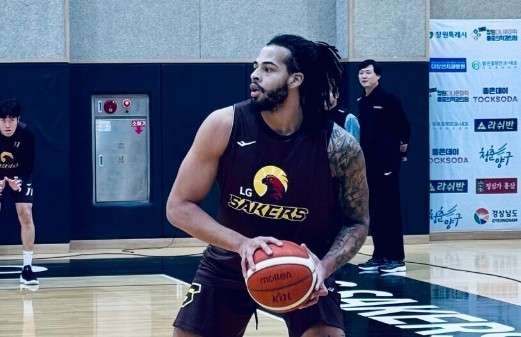 外援布莱恩·格里芬（브라이언 그리핀，中鋒）及當家本土射手全成鉉（전성현，後衛）的穩定表現尤為關鍵。 