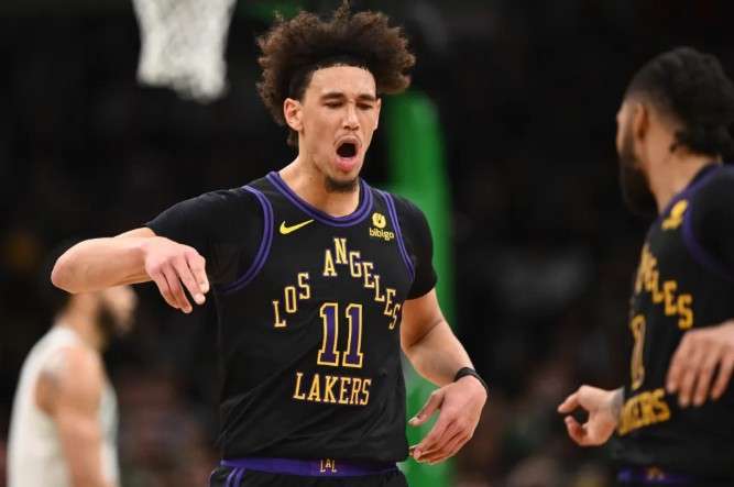 只有賈克森·海耶斯(Jaxson Hayes)一位中鋒,面對接下來的比賽,他們的困境堪憂。